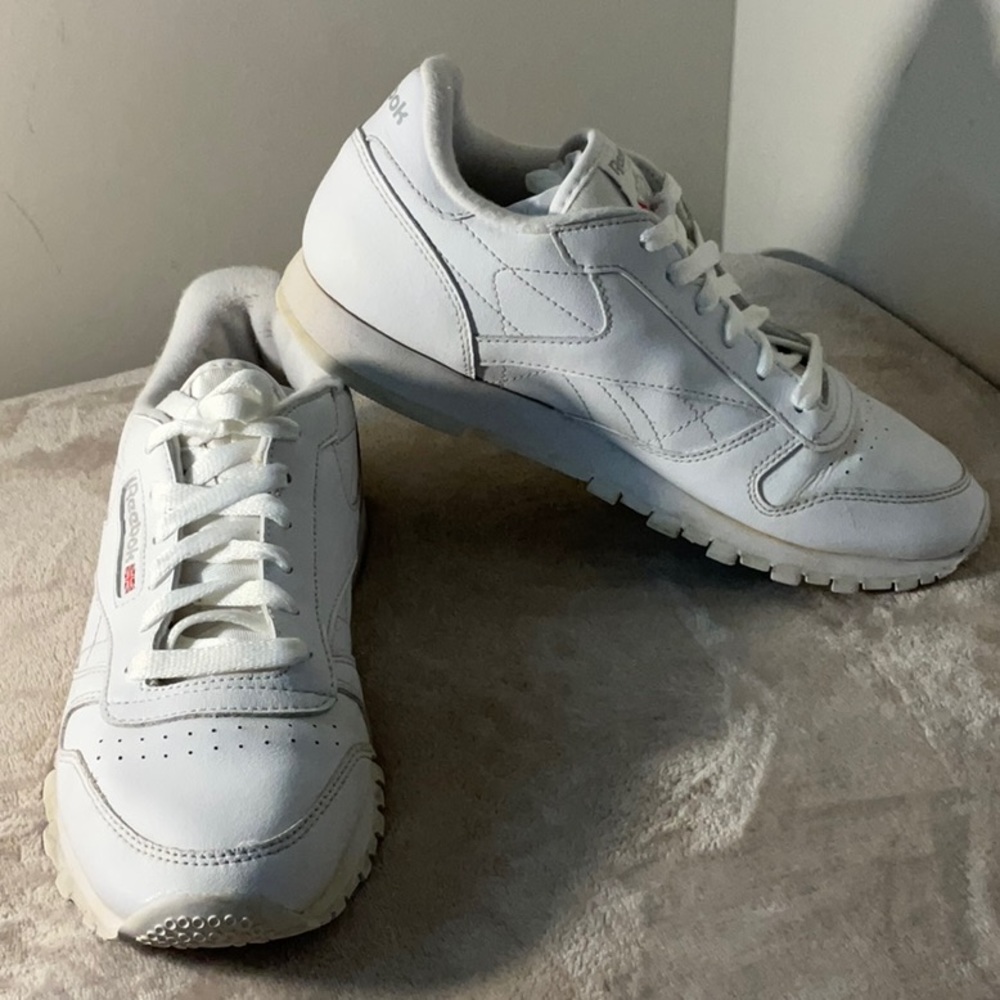 Genuine REEBOK Classic Leather Sneakers (BOYS)